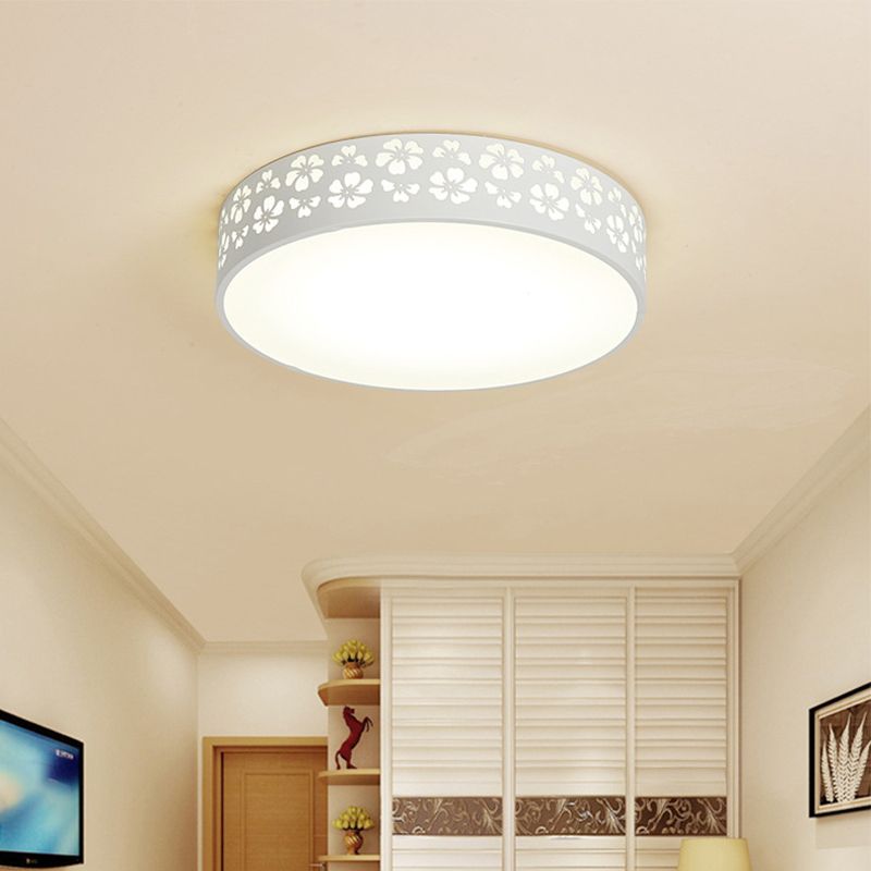 15"/19" Wide Drum Metal Ceiling Lamp Modern White LED Flush Mounted Light with Cutout Flower, White/3 Color Light