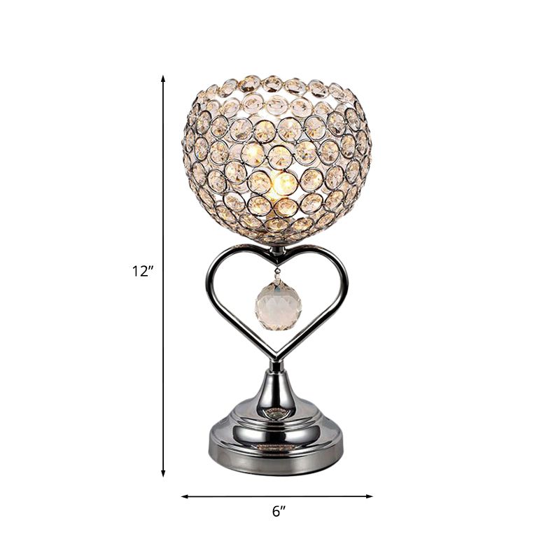 Lámpara nocturna con cúpula cromada Modernista Modernista de 1 luces Luz de mesa incrustada con detalle del corazón amoroso