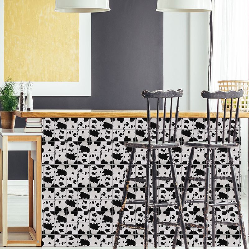 Spots Peel and Stick Wallpaper Panel Set in Black-White Novelty Wall Covering for Bath