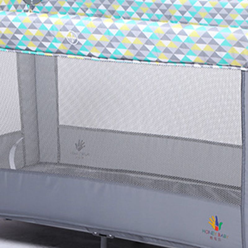Modern Plastic Nursery Bed Color Matching Casters Crib with Adjustable Height