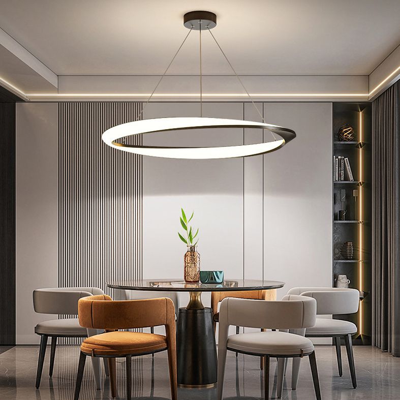 LED linéaire à la mode moderne lampe suspendue en fer forgé en fer intérieur léger avec une teinte acrylique