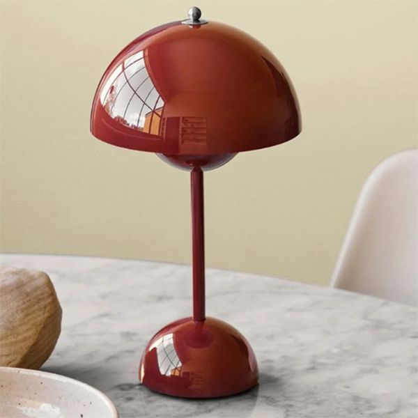 Round Shape Metal Table Lamp Modern Style 1 Light Table Light Fixtures