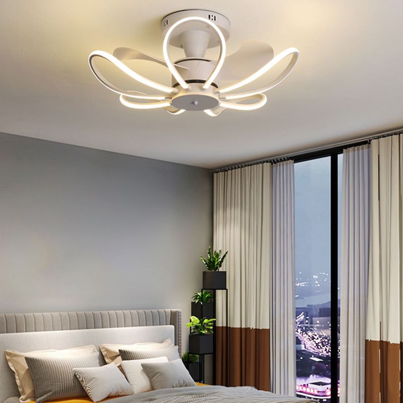 Contemporary LED Ceiling Fan Linear Ceiling Fan Light in Black / White / Gold