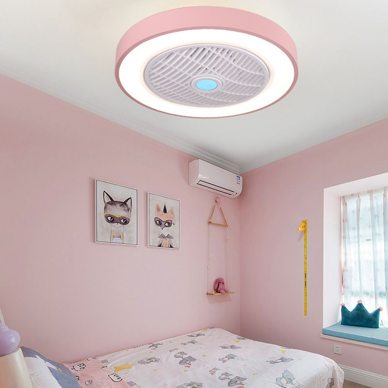 Ventilateur de plafond concis moderne léger léger en fer à la laquée des ventilateurs de plafond macaron avec une teinte acrylique