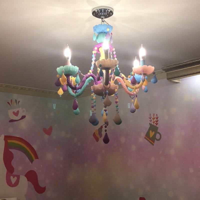 Bougie Baby Room Chandelier Metal Macaron Suspension Lumière avec des rideaux en cristal