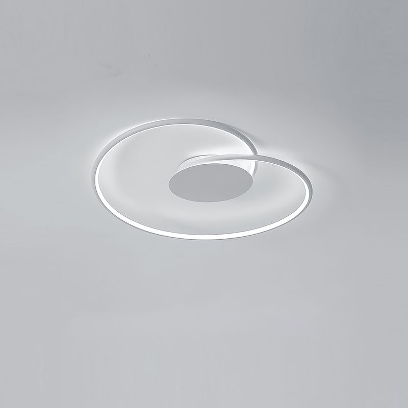 Moderne metalen Swirl Linear Flush Mount Ceiling Light met acryl schaduw voor salon