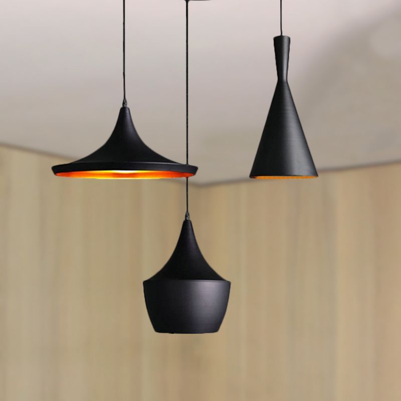 3 Heads Pendant Light with Shade Metallic Industrial Style Restaurant Hanging Light in Black