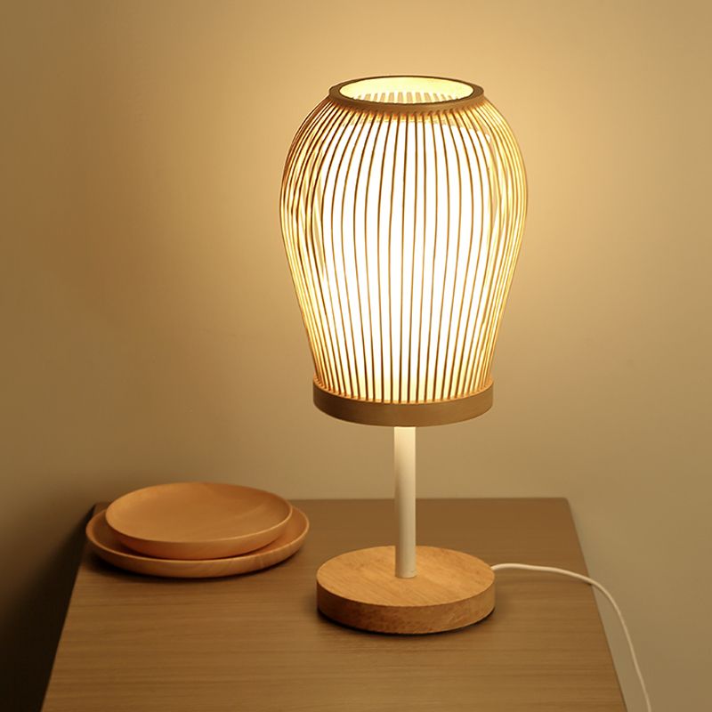 Japanese 1 Head Task Lighting Beige Curved Desk Lamp with Bamboo Shade for Bedside