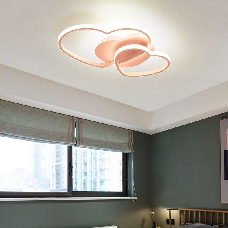 Metal Heart-Shape Flush Mount Lighting Modern Style LED Ceiling Mount Light Fixture