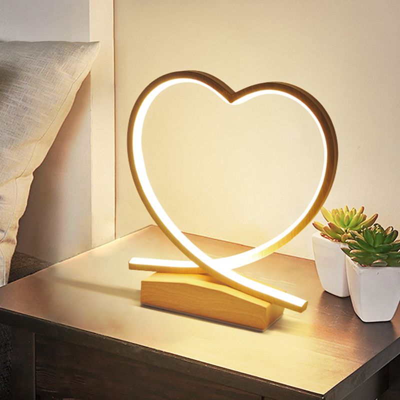 Metal Heart Small Desk Lamp Modernist LED Light Wood Task Lighting with Acrylic Shade