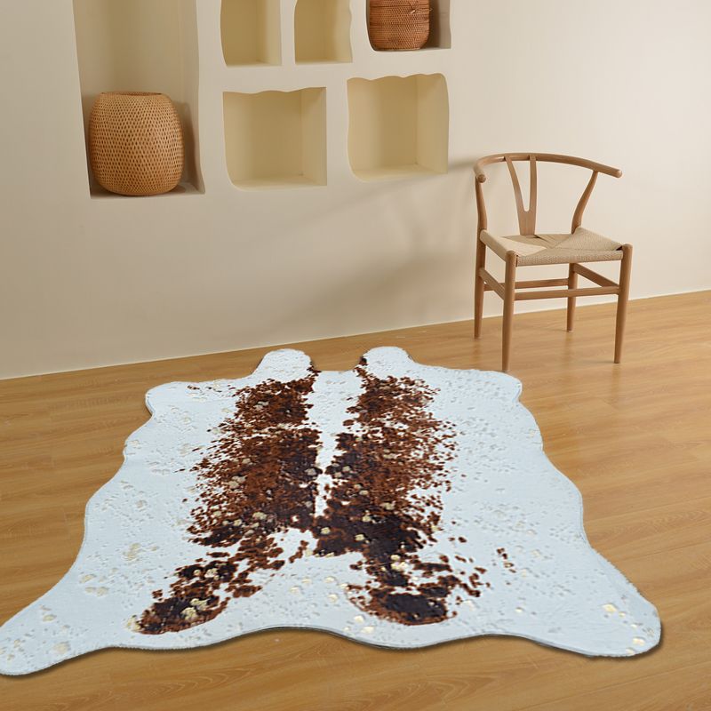 Brown Cow Skin Pattern Rug Polyester Contemporary Rug Washable Non-Slip Pet Friendly Carpet for Living Room