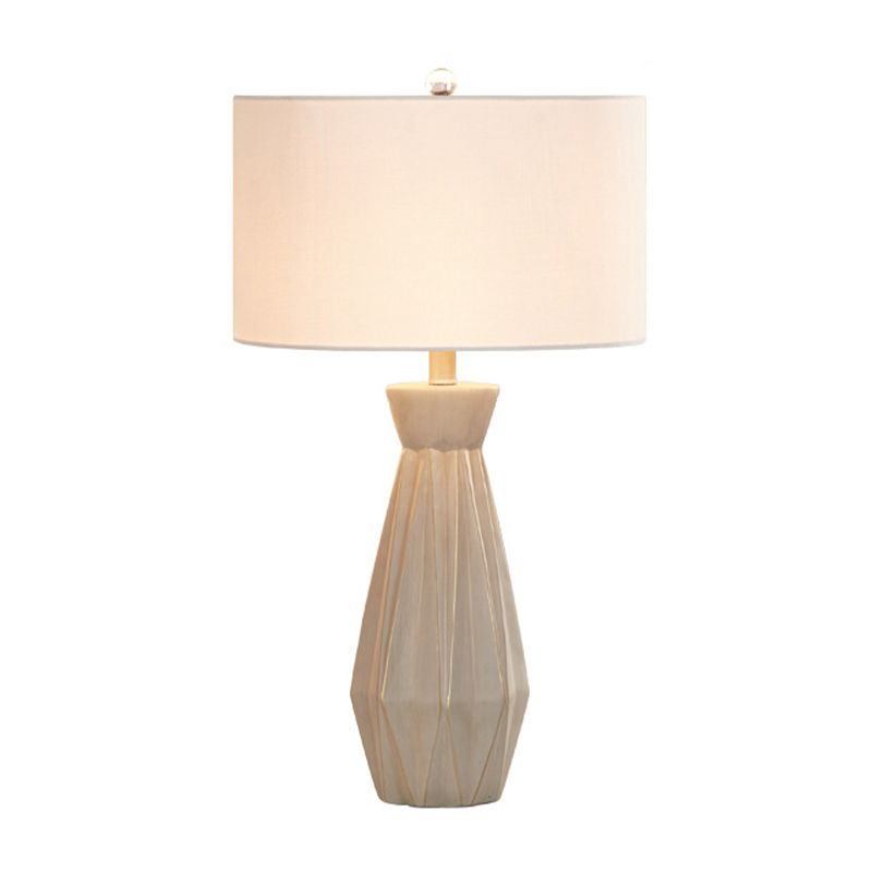 Countryside Vase Table Light Single Bulb Ceramic Night Lighting with White/Beige Round Shade