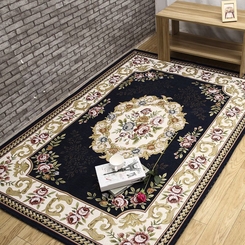 Tapis de salon antique