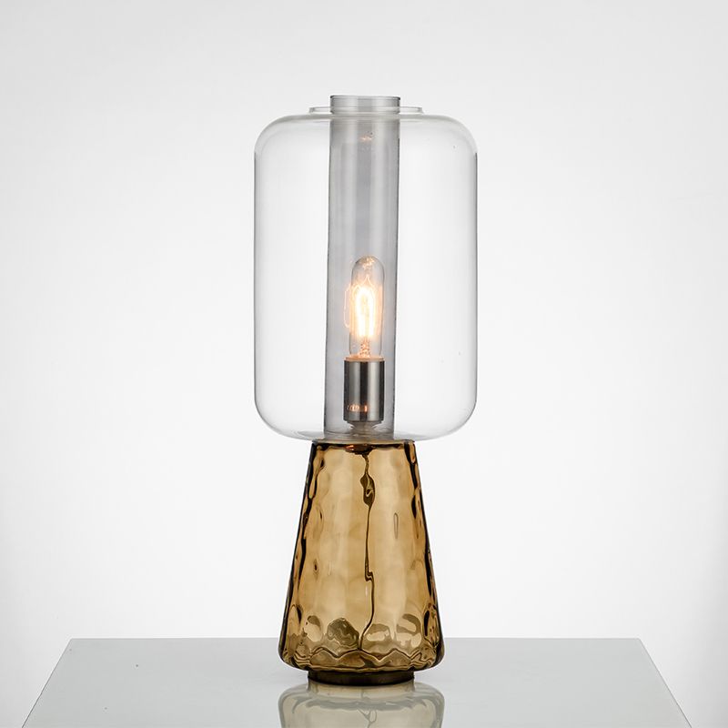 Trapezes Schlafzimmer Schreibtisch Hellem Rauch grau/Cognac Wasserglas 1-Licht postmoderne Plug-in-Tischlampe mit Zylinderschatten