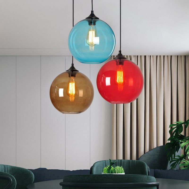 Industrielle Vintage einzelne hängende leichte Schmiedeeisen -Globus -Hängernlampe mit Glasschatten