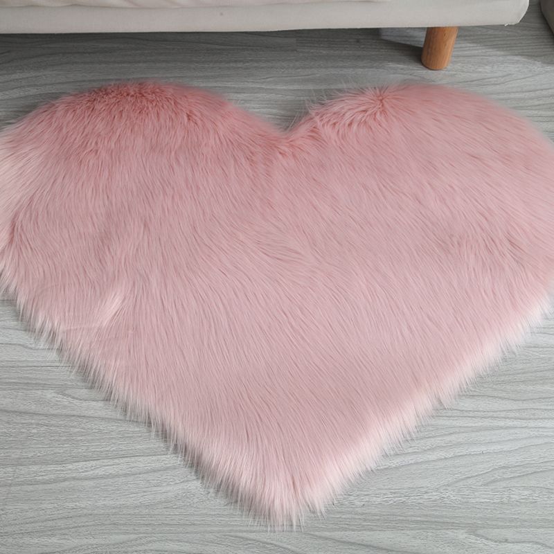 Tapis de couleur unie en forme de coeur Coup de couleur Simple Multipliée Tapis moelleux moelleux pour animaux de compagnie Fluffy pour chambre à coucher pour chambre à coucher