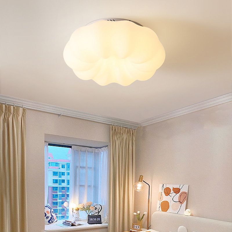 White LED Ceiling Light in Modern Creative Style Cloud Shape Flush Mount for Bedroom