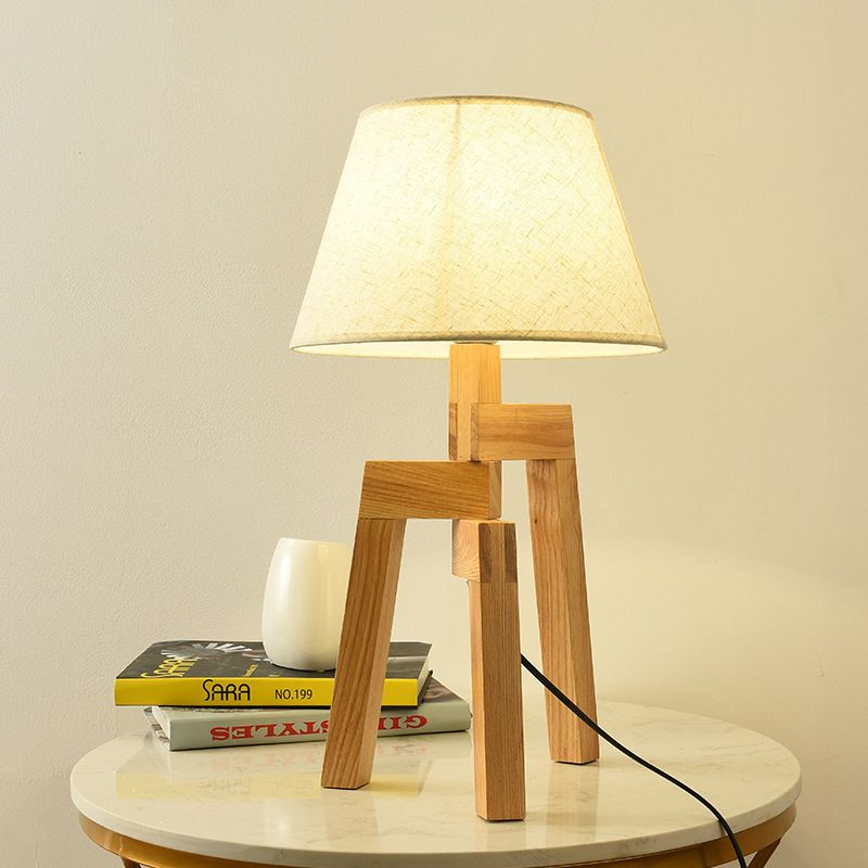 Wide Flare Reading Light Modern Fabric 1 Bulb Nightstand Lamp in White for Living Room