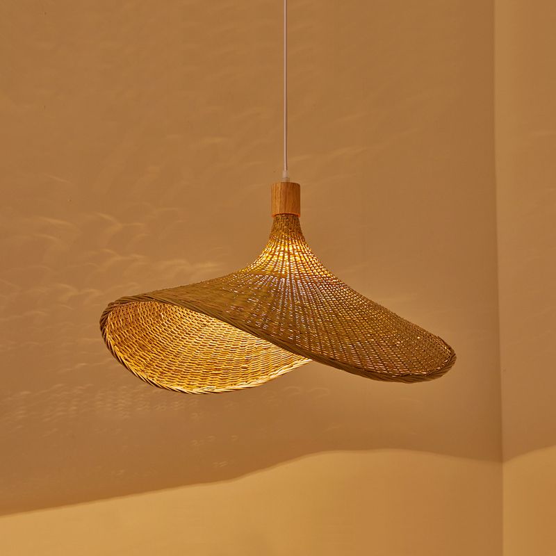 Suspension de forme de chapeau beige Lumière de style contemporain