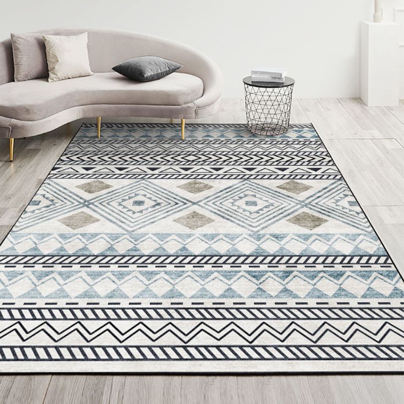 Boho Tribal Totem Rug Classic Polyester Carpet Stain Resistant Indoor Rug for Home Decoration