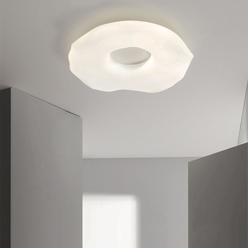 White Ceiling Light Contemporary LED Flush Mount Lighting for Living Room