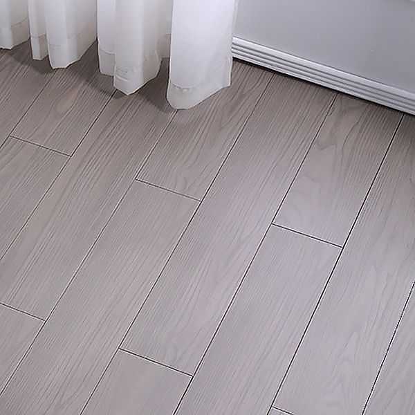 Waterproof Engineered Wood Flooring Modern Flooring Tiles for Living Room