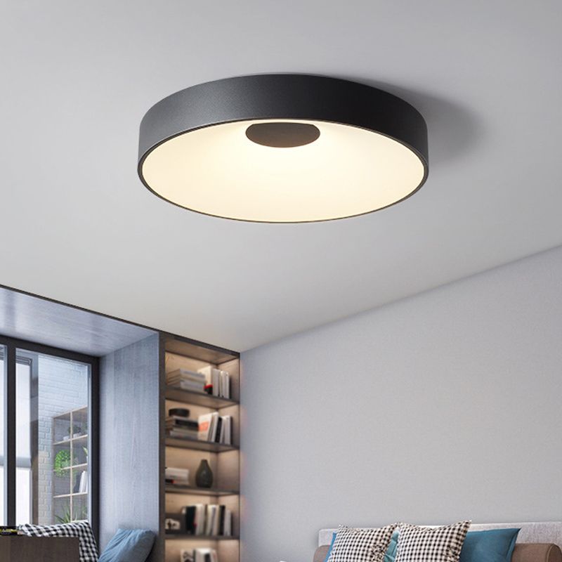 Round Flush Mount Ceiling Light Fixture Minimalist Metal LED Ceiling Mount Lamp