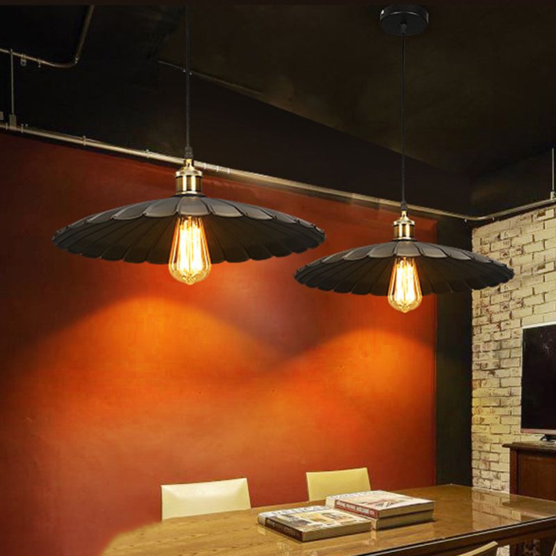 1-Light Hanging Ceiling Light Warehouse Dining Room Pendant Lamp with Scalloped Metal Shade in Black