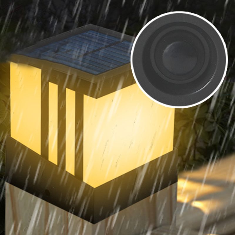 Modern Simple Outdoor Light Cube Shape Solar Energy Pillar Lamp for Outdoor