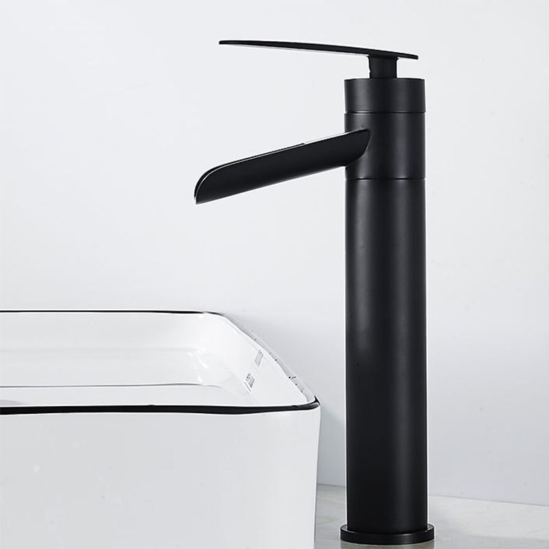 Farmhouse Style Faucet Single Lever Handle Faucet for Bathroom