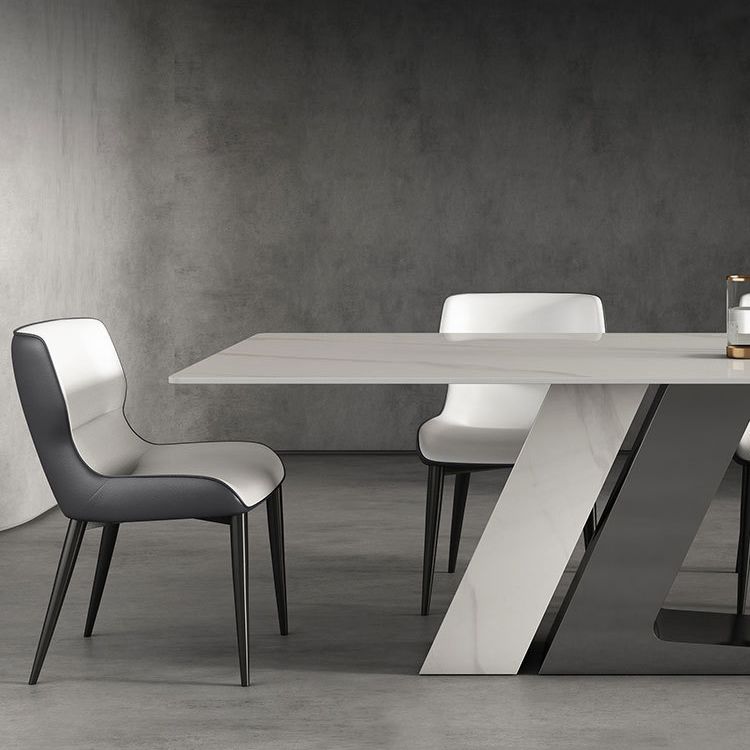 Set di tavoli da pranzo in pietra sinterizzato moderno con tavolo rettangolo e set da pranzo formale di base in metallo