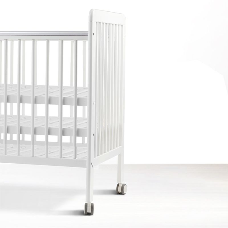 Nordic Style Solid Wood Crib White 5-In-1 Convertible Crib with Casters