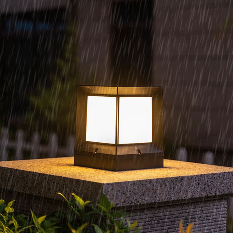 Modern Simple Plastic Outdoor Light Rectangle Shape Solar Energy Pillar Lamp for Courtyard