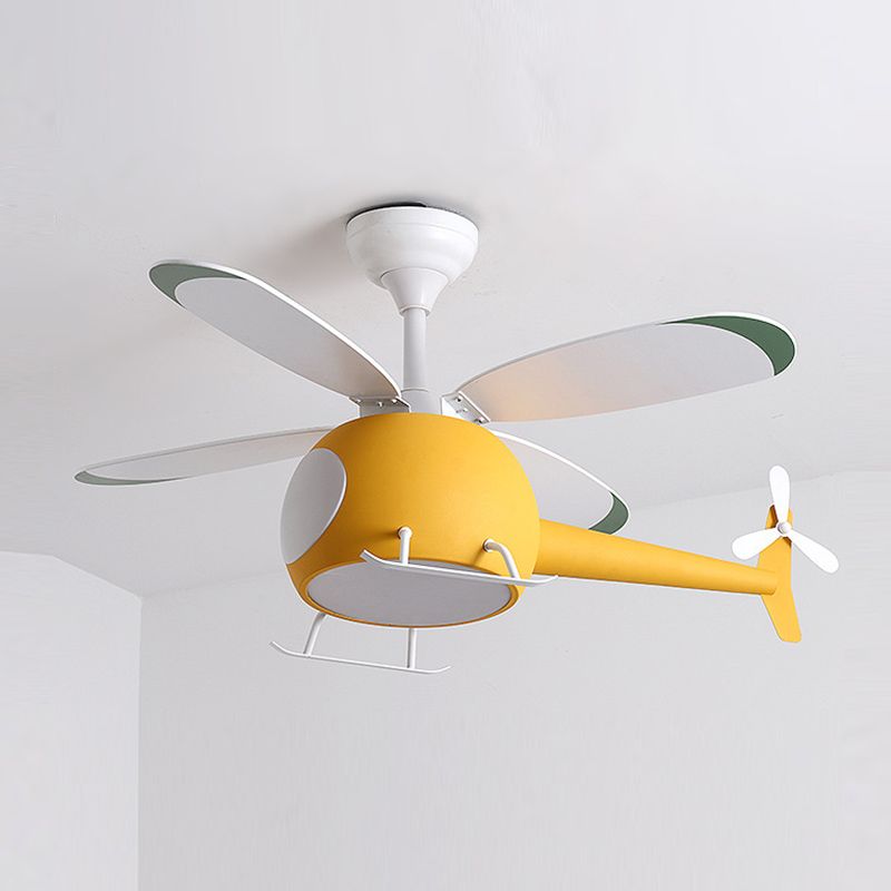 Kids Style Ceiling Fan Lighting Metal 4 Light Ceiling Fan Lamp for Restaurant