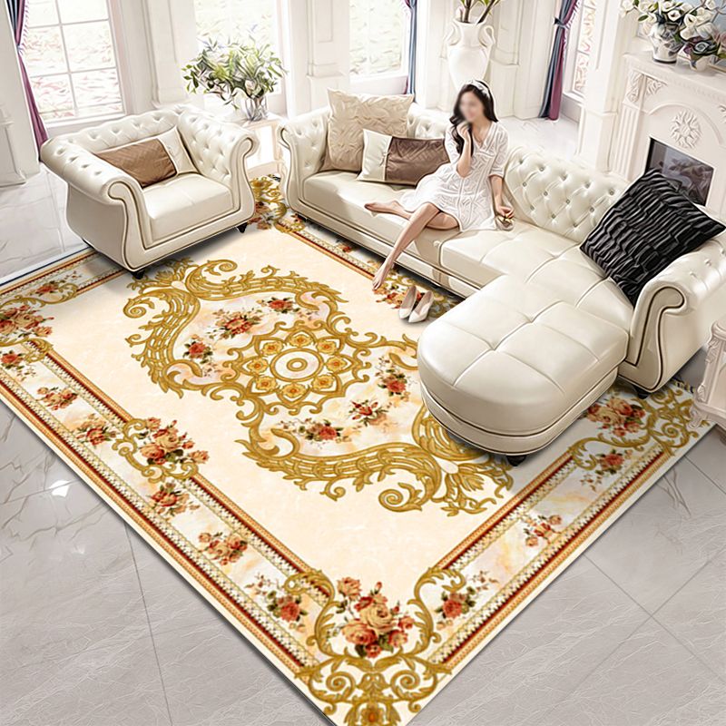 Red Traditional Area Rug Medallion Print Polyester Area Carpet Stain Resistant Rug for Home Decor