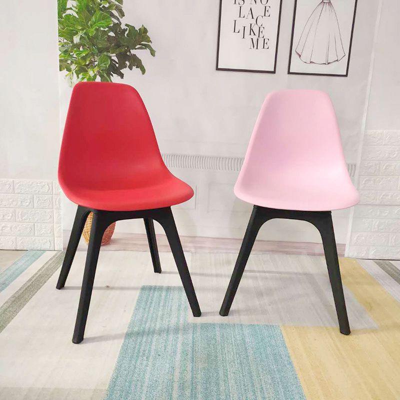 Contemporary Style Plastic Dining Chair Solid Back Dining Chair for Home