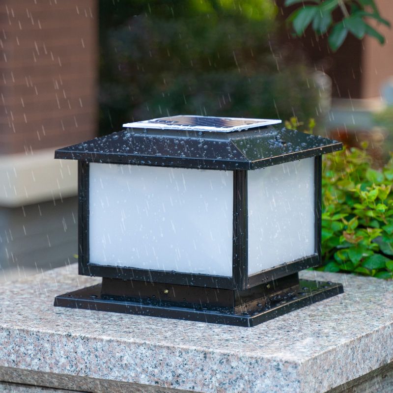 Postmodern Minimalist LED Solar Lighting Fixture with Acrylic Shade for Garden