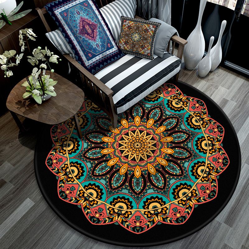 Retro Mandala Indoor Rug Dark Color Moroccan Carpet Polypropylene Non-Slip Pet Friendly Washable Rug for Sitting Room