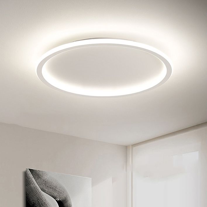 Round Shape Flush Mount Ceiling Light Fixture Modern Flush Mount in White Finish