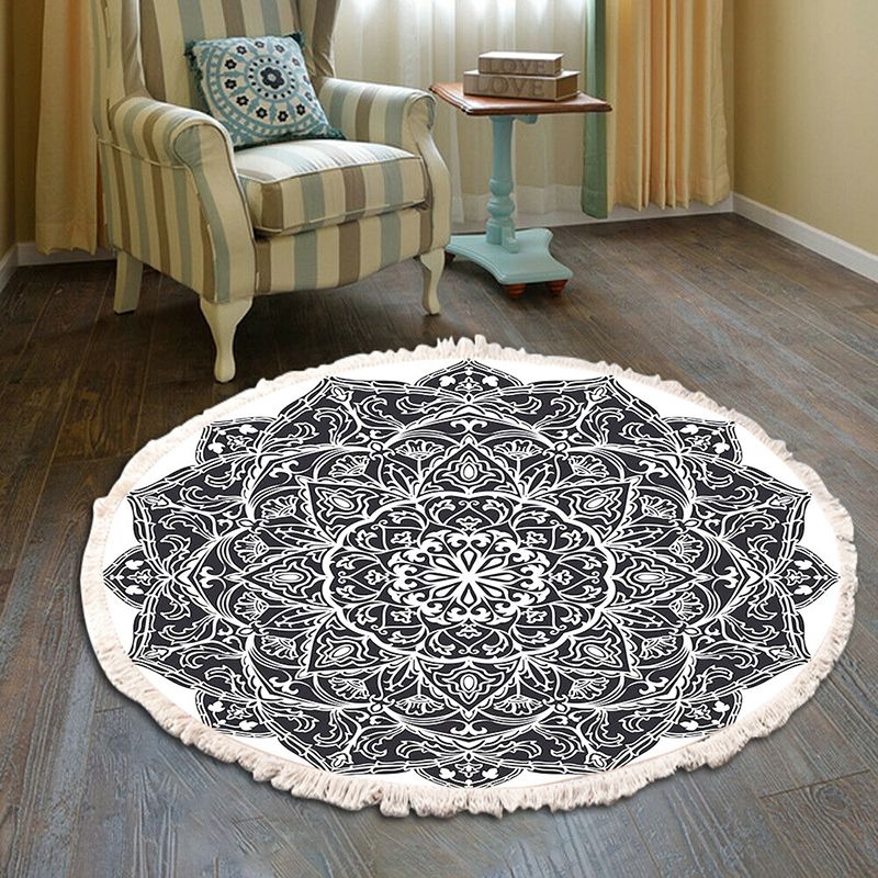 Round Black Tone Bohemian Area Carpet Polyester Ethnic Print Indoor Rug Anti-Slip Backing Carpet for Living Room