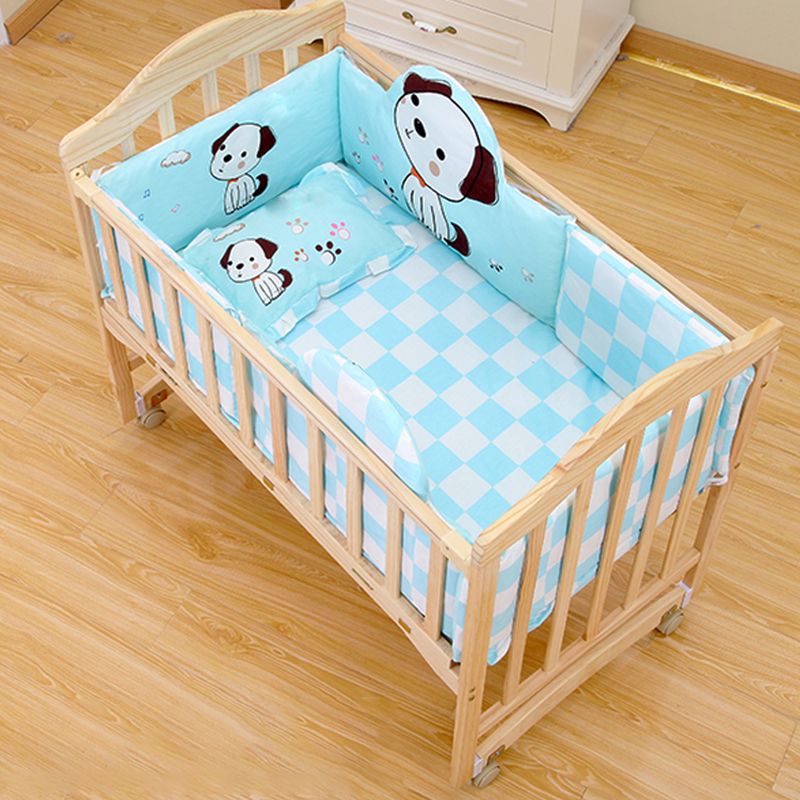 Pine Wood Scandinavian Nursery Bed Animal Print Crib with Wheels