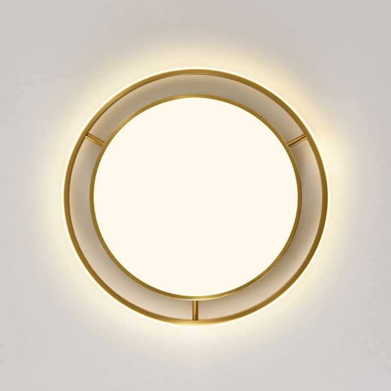 Round Flush Mount Modern Metal Flush Mount Ceiling Light in Gold