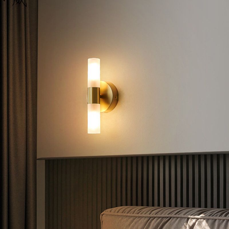 Modern Unique Shape Wall Mounted Light Sconce Light Fixture in Gold for Washroom