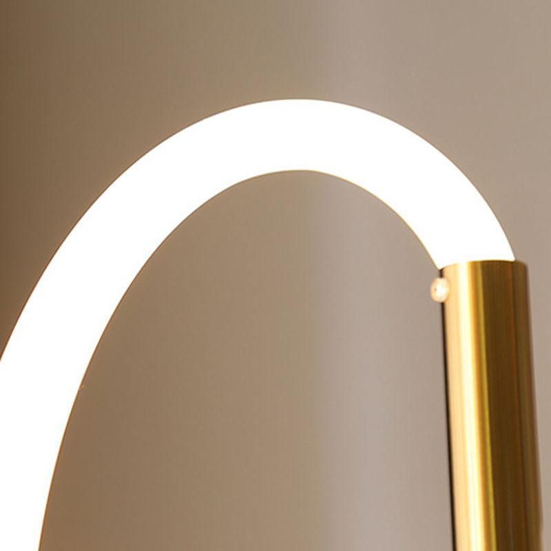 Modern Style Linear Shape Floor Lamp Metal 1 Light Floor Lighting for Living Room