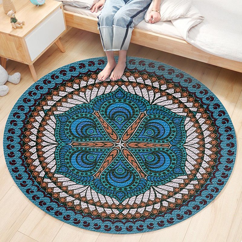 Classic Flower Patterned Rug Multicolor Bohemian Rug Polypropylene Washable Stain Resistant Non-Slip Backing Rug for Home