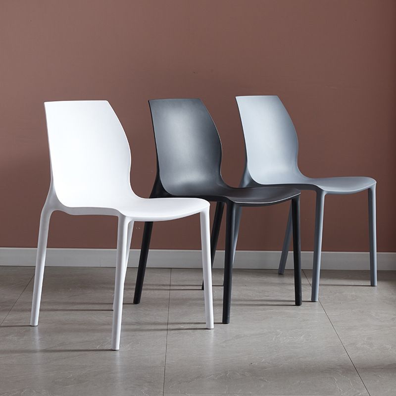 Chaises de salle à manger intérieure en plastique moderne chaise latéral solide