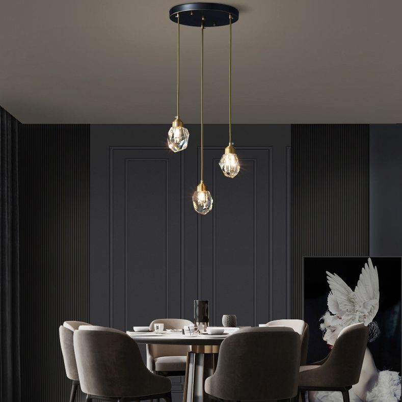 Lampe suspendue à suspension minimaliste Black-Gold en forme de gemme avec une nuance de cristal pour le restaurant