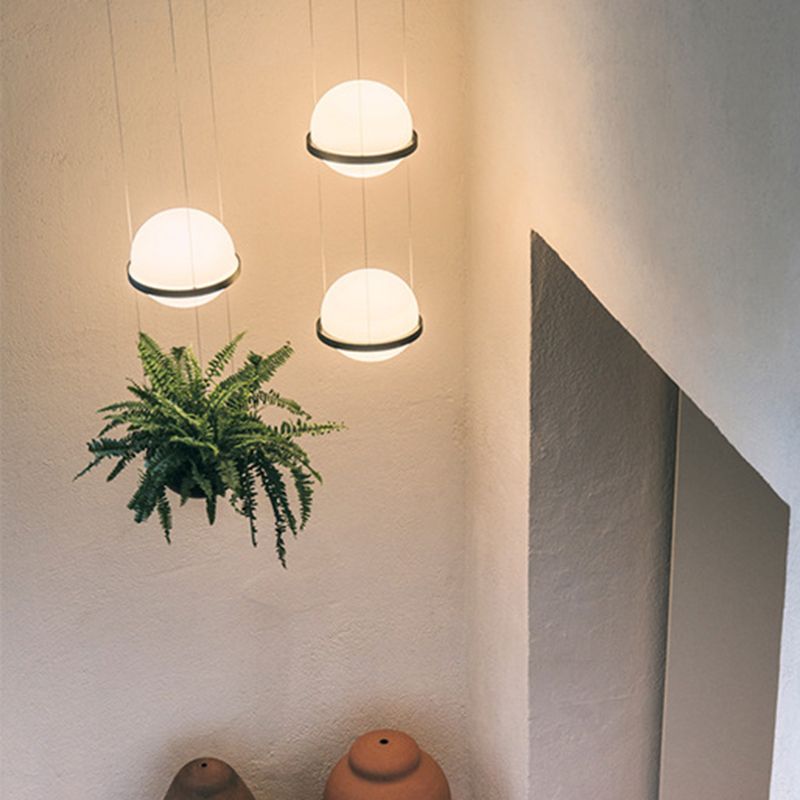 Accesorio de suspensión esférica estilo loft vaso blanco iluminación de colgante negro para escalera