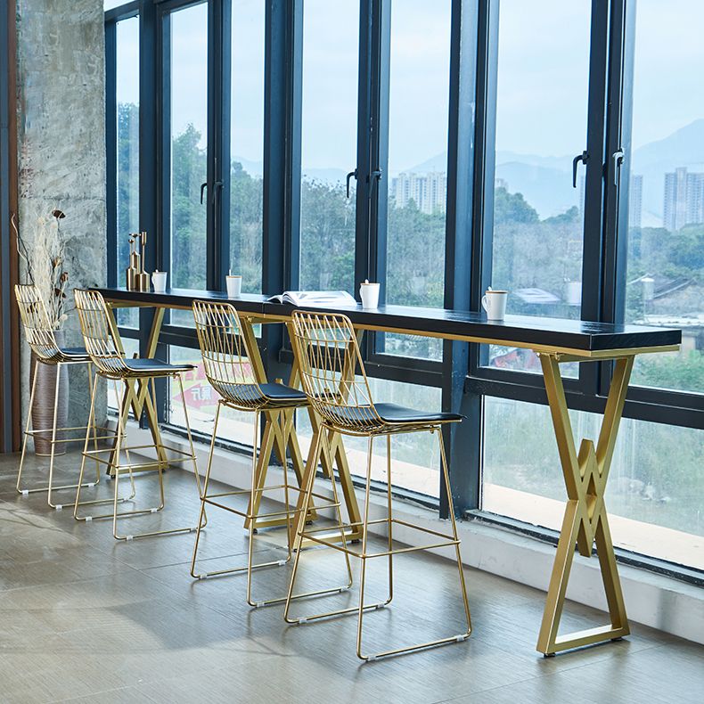 Table de cocktail de 42 pouces de hauteur nordique table de surface noire nordique pour salle à manger