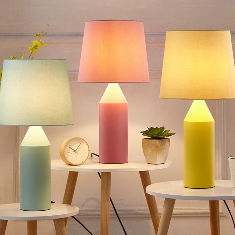 Modern Macaron Colored Desk Light Pen 1 Head Fabric Table Lamp with Tapered Shade for Restaurant